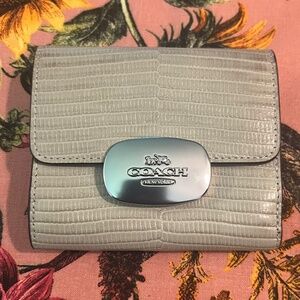 Coach Eliza Small Lizard-embossed Leather Wallet (Used Once)